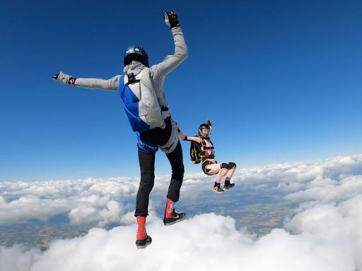 Sky diving