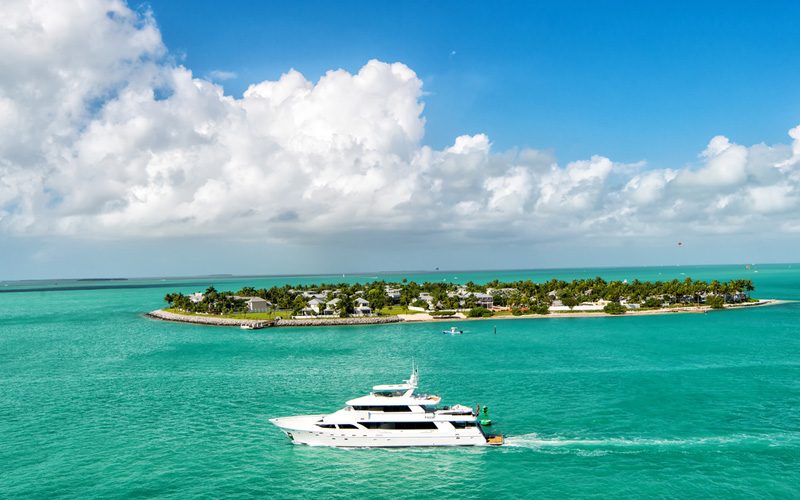 bermuda yacht charter hamilton