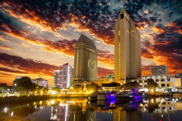 broadway pier sunset